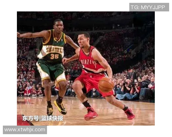 勇士与开拓者激战正酣比分胶着精彩瞬间回顾与分析 勇士与开拓者激战正酣比分胶着精彩瞬间回顾与分析